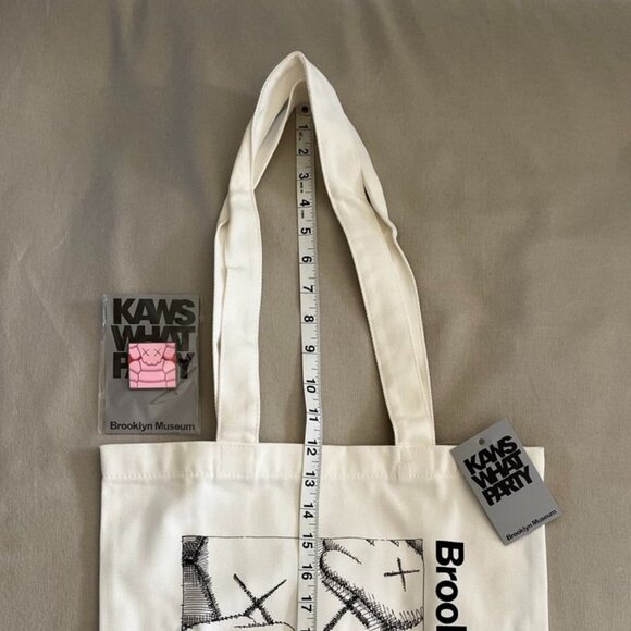 NEW KAWS What Party x Brooklyn Museum Tote and Pin - Picture 4 of 7